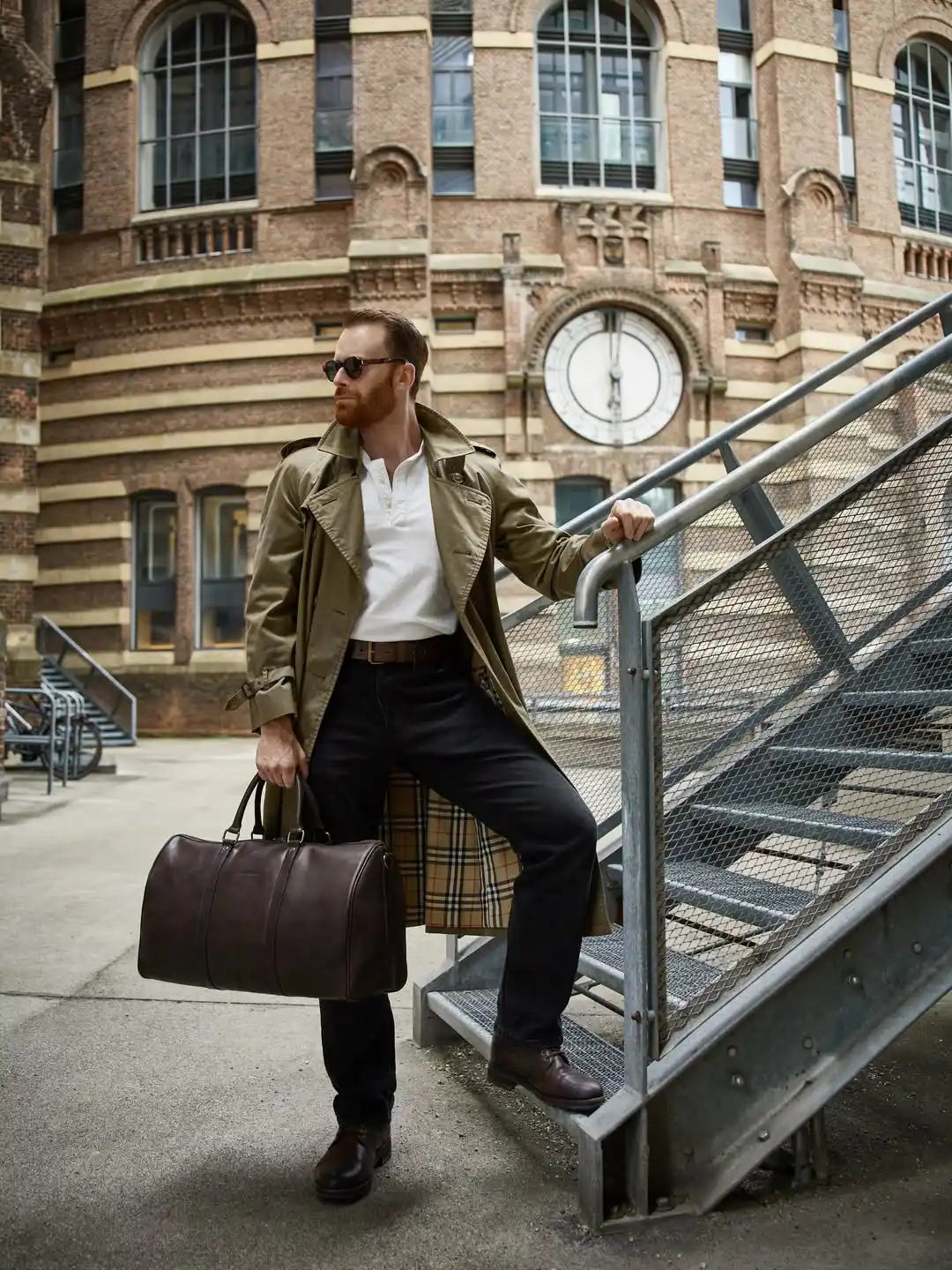 17 Men's Leather Bag Styles to Carry With Any Outfit 8 badassgoods.eu 1780337749