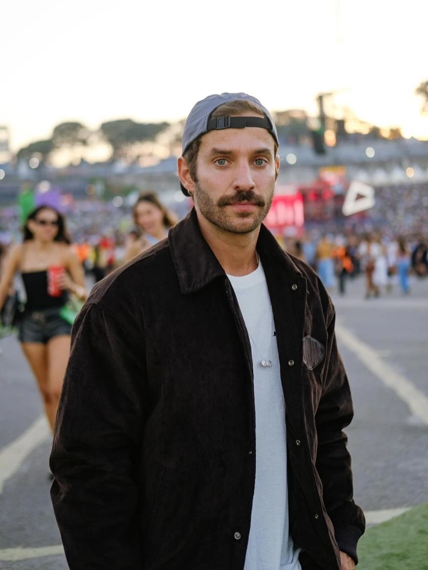 17 Concert Outfits for Men That Hit Every Vibe 3 fabiopafume 1774273442