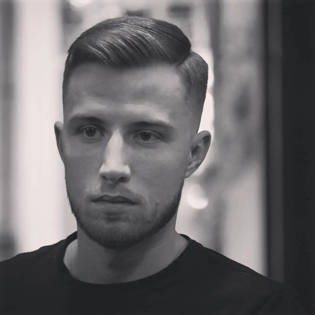 19 Classic Men's Hairstyles That Never Go Out of Style 8 hairceps 1638720847