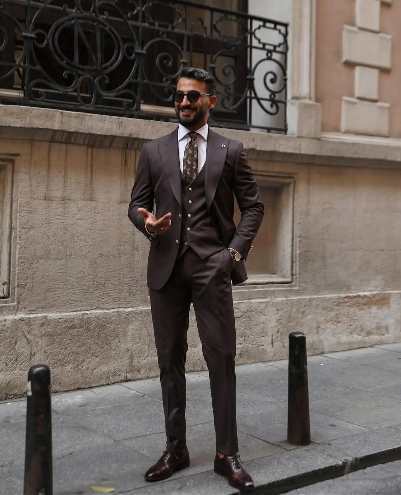 21 Men’s Wedding Outfit Secrets for a Sharp Look 8 mrguild 1755945499