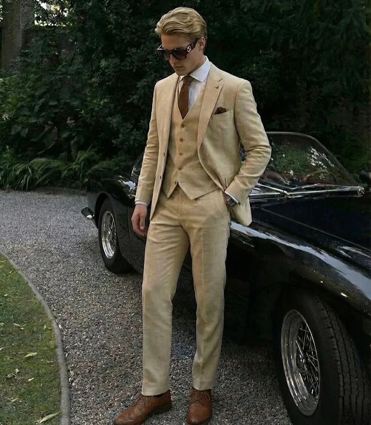 21 Men’s Wedding Outfit Secrets for a Sharp Look 4 sirriuk 1764316800