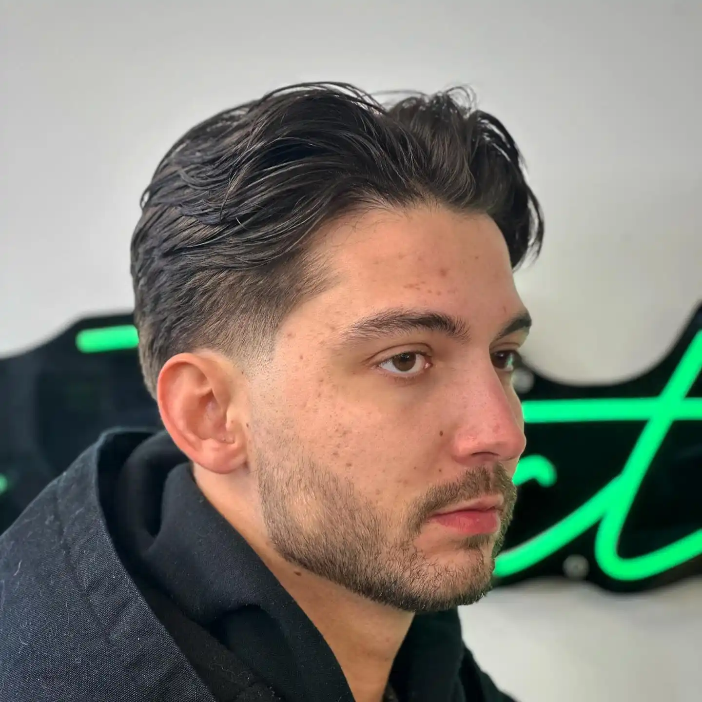 20 Flow Haircut with Beard: The Style Upgrade Men Are Choosing 6 thefadefactoryny 1737553807