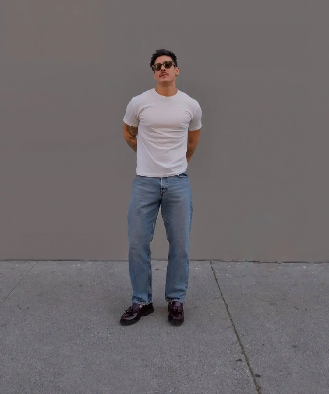 Light Blue Jeans Outfit Men Over 40 Actually Look Good In 13 Classic White T Shirt and Tassel Loafers