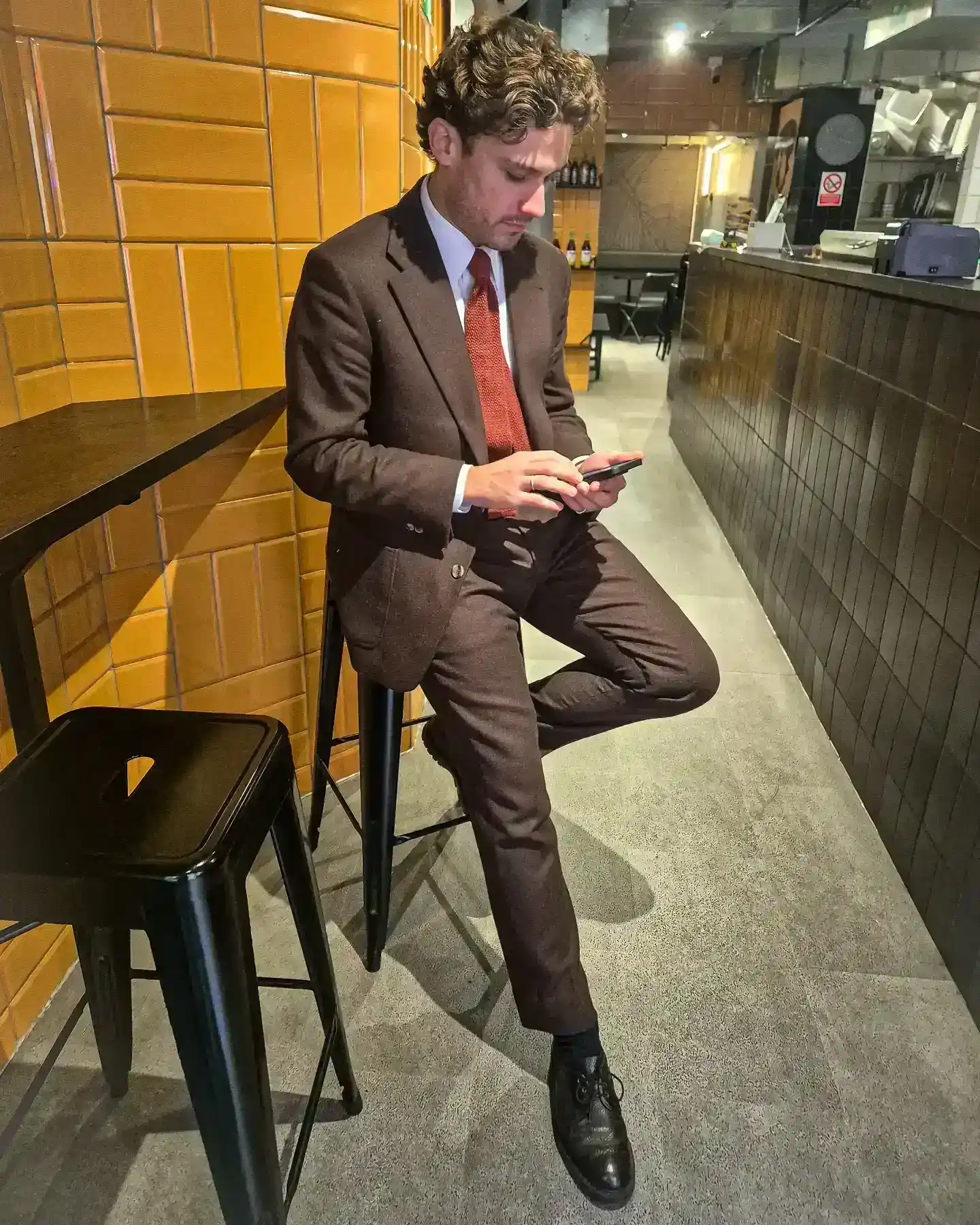Men's Autumn Ties: 17 Ideas That Actually Elevate Your Outfit 5 beggarsrun 1731237026