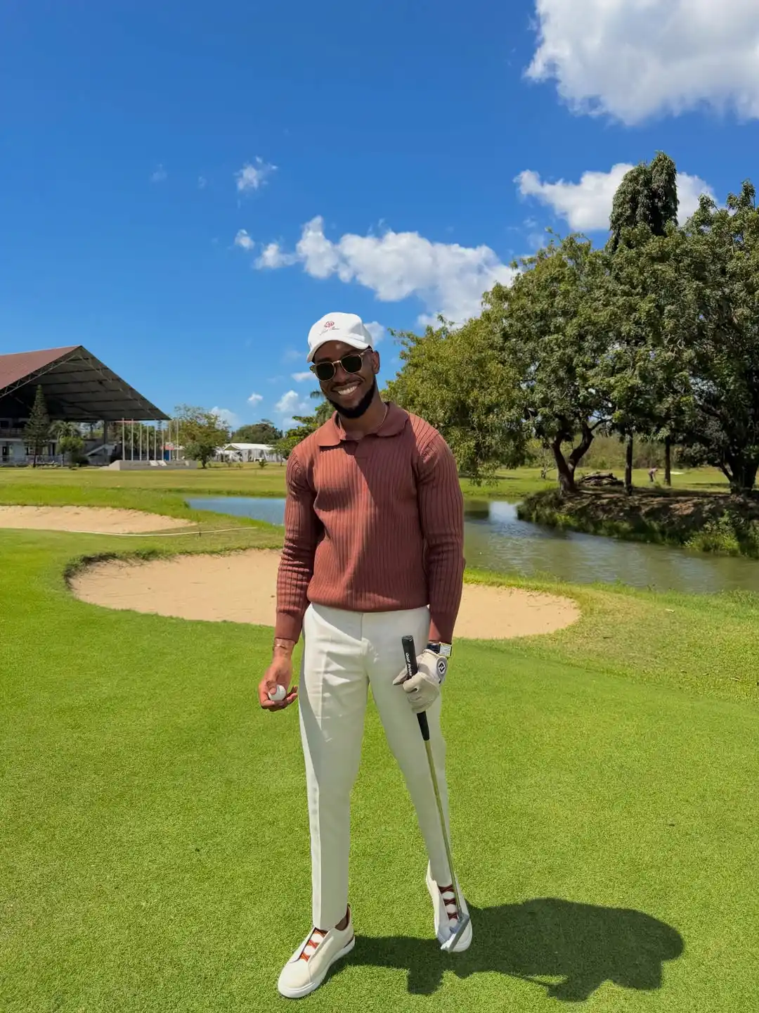 16 Men's Fall Golf Outfits for a Sharp Course Look 8 brian miles 1786545823
