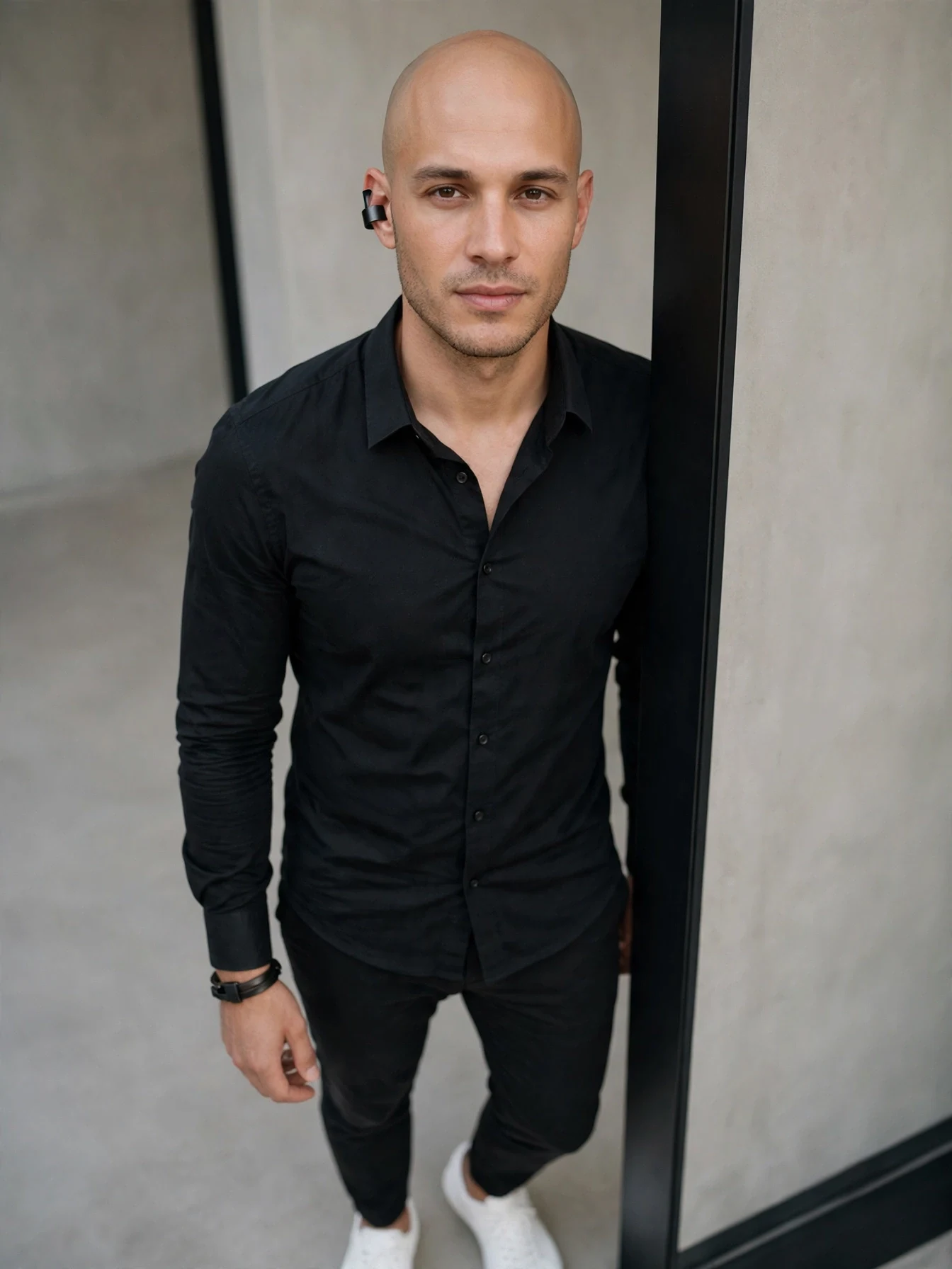 Bald Men Earrings: 8 Styles for a Bold Modern Look 6 The Ear Cuff