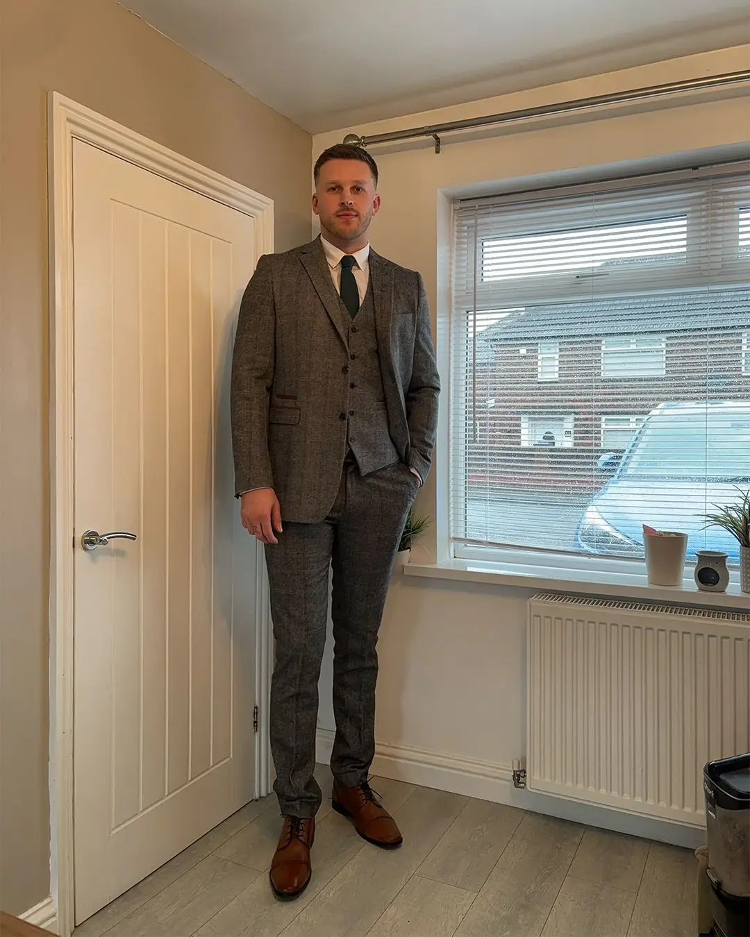 22 Funeral Outfits for Tall Men, From Overcoats to Shoes 23 2tall 1732788054