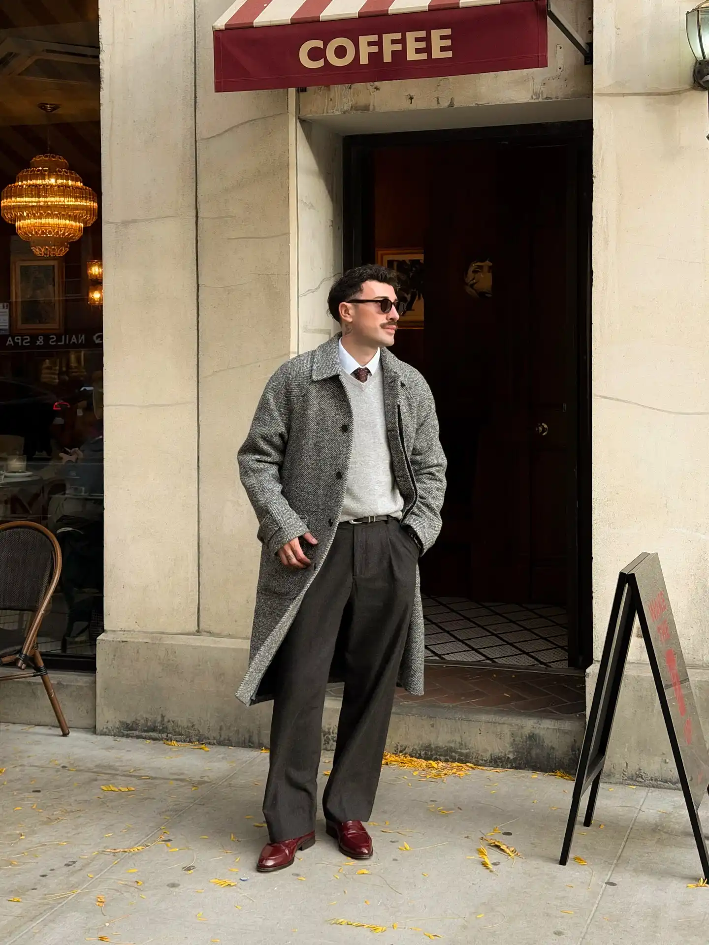 27 Thanksgiving Outfits Ideas For Men Who Want to Look Put Together, Not Overdressed 10