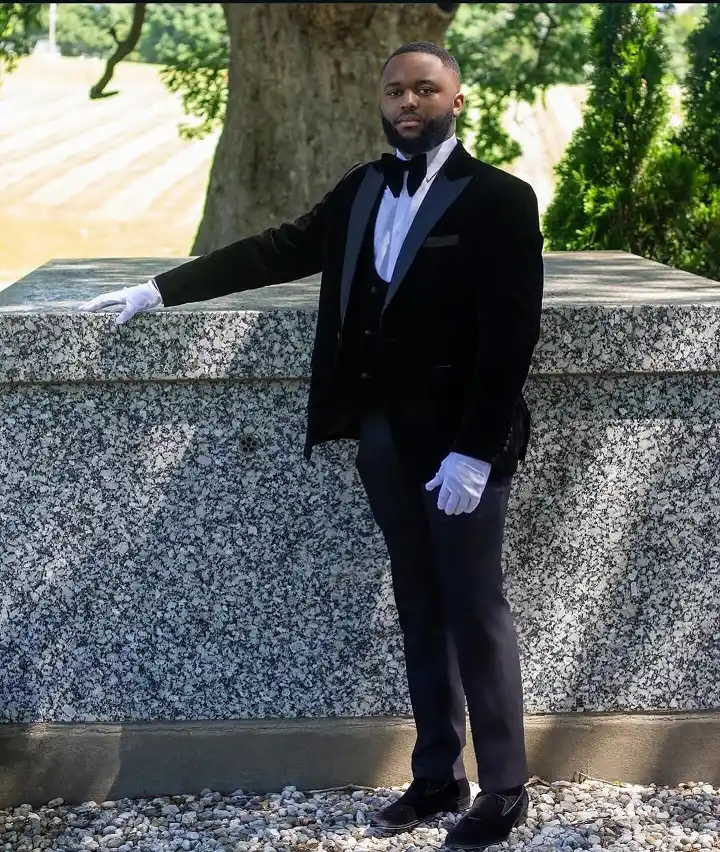 How to Pick Shoes for a Men’s Funeral Outfit 3 alfonsofoster 1773251994
