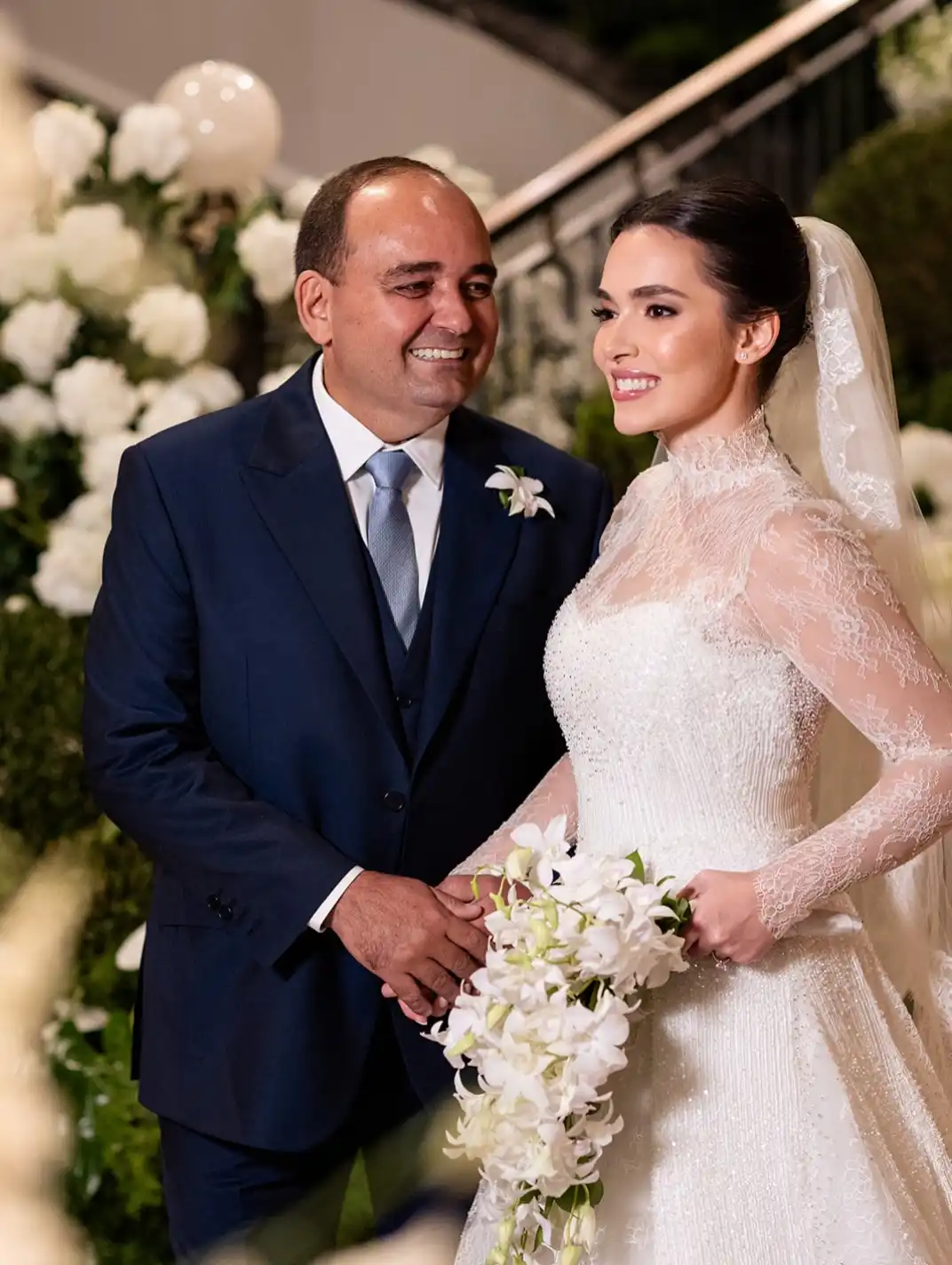 20 Father of the Bride Outfit Ideas That Actually Look Great in Photos 9 analuizacruvinel 1786309189