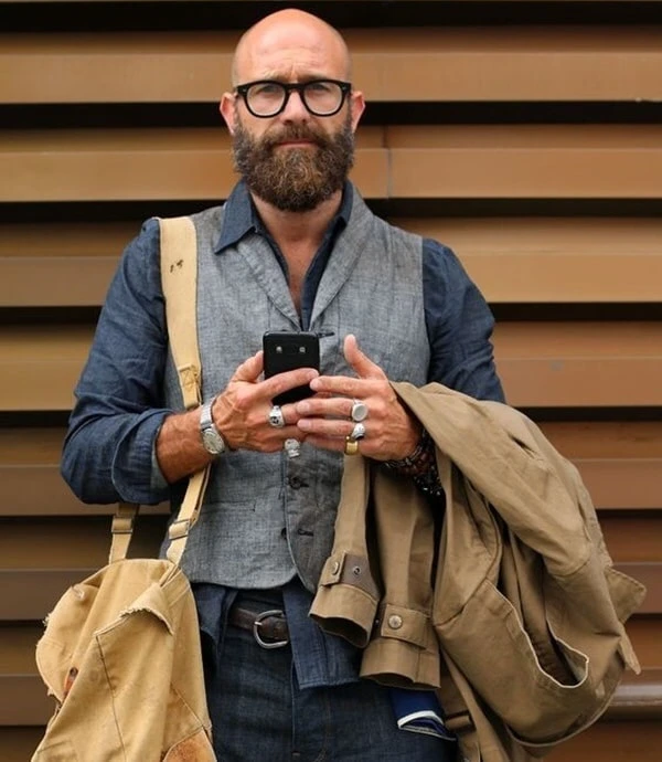 24 Bald Men Haircut Ideas That Prove Less Hair Means More Style 6 baldstylesdaily 1635874690