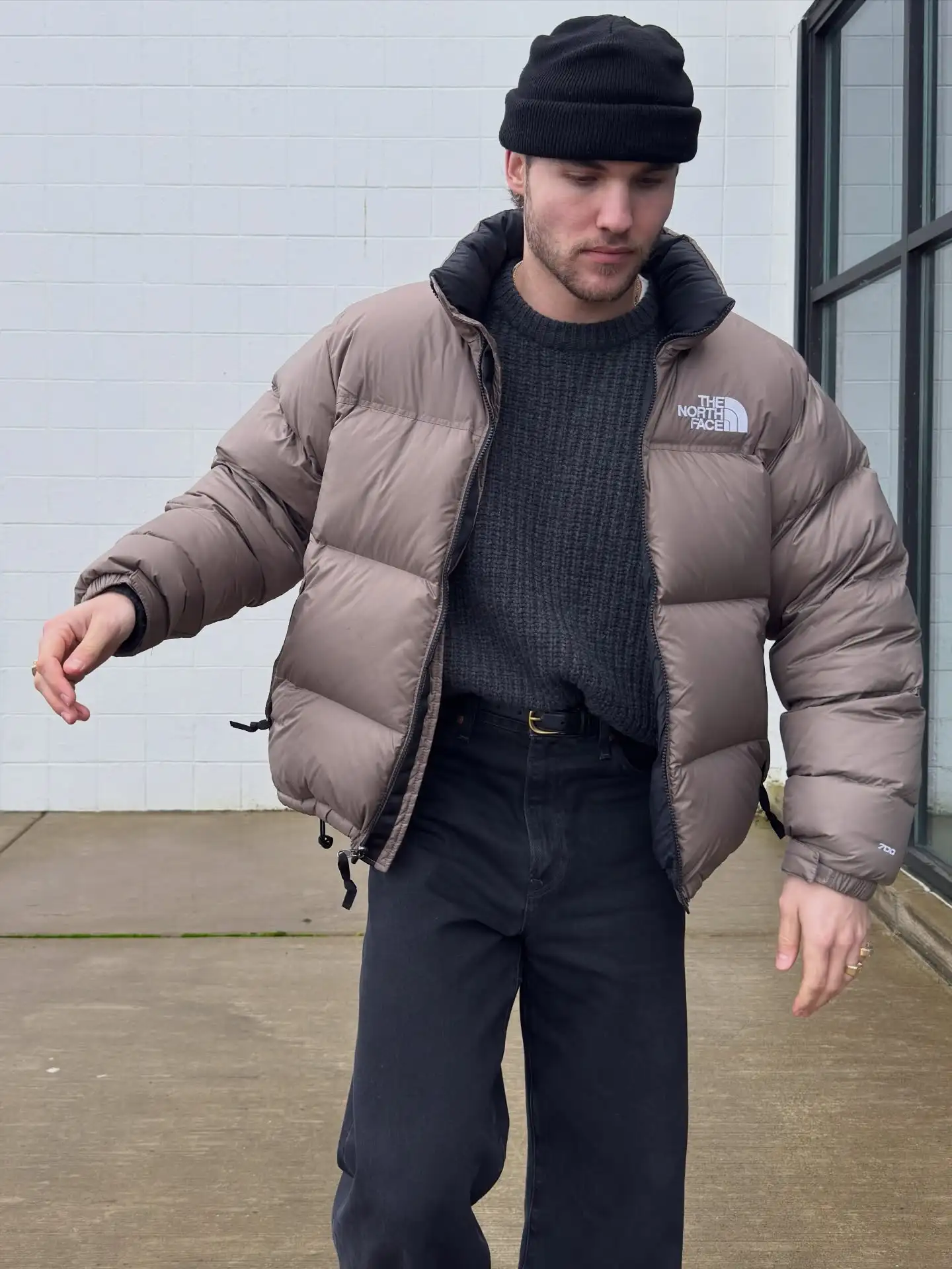 22 Men's Winter Puffer Jacket Outfits That Don't Look Like Everyone Else's 2 bradleyemmens 1766008016