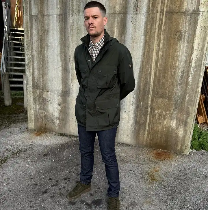 24 Funeral Outfit Without a Suit Looks That Are Dark, Simple, and Sharp 25 casualswarehouse 1728583958