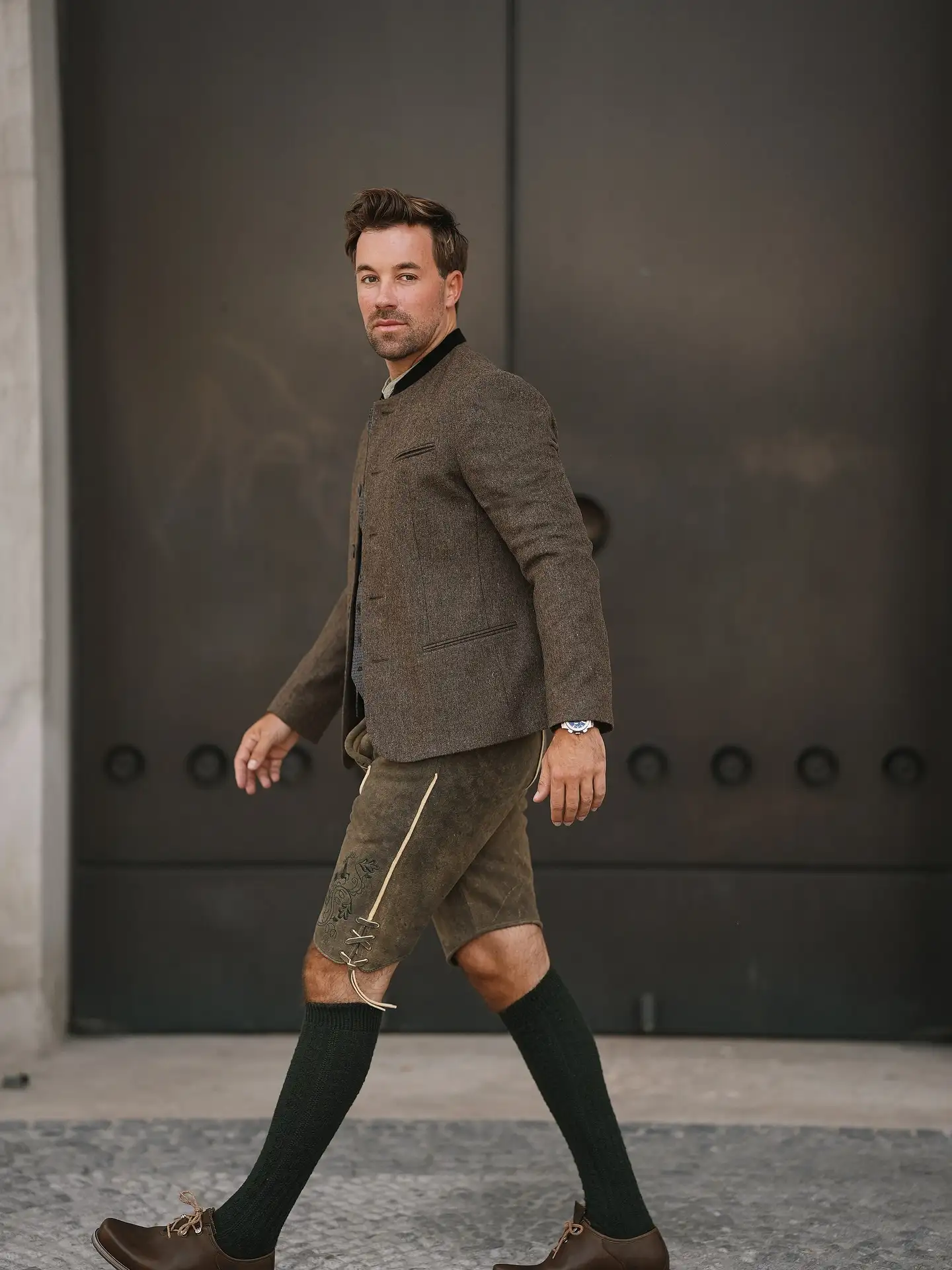 26 German Outfits for Men: Lederhosen Looks for Oktoberfest and Beyond 24 chrisfraas 1756575893