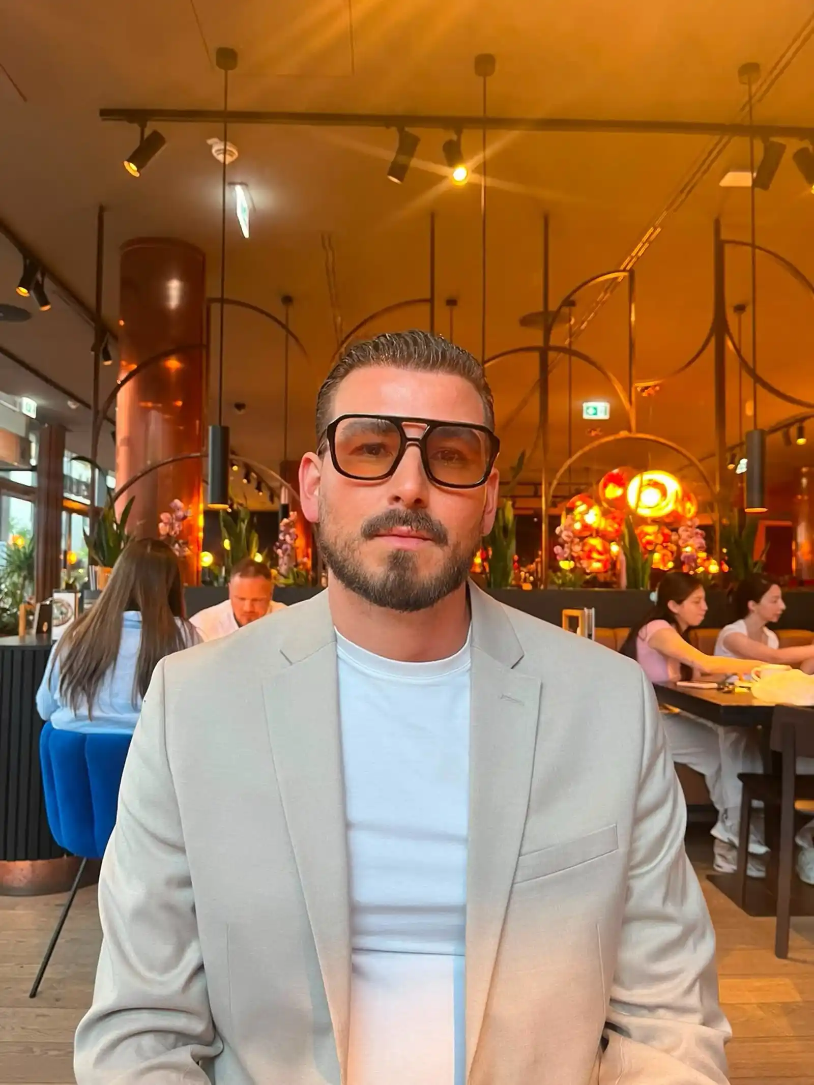 35 Mens Fall Date Night Outfits That Actually Look Like You Tried (In a Good Way) 25 daniel.scafarti 1785663506