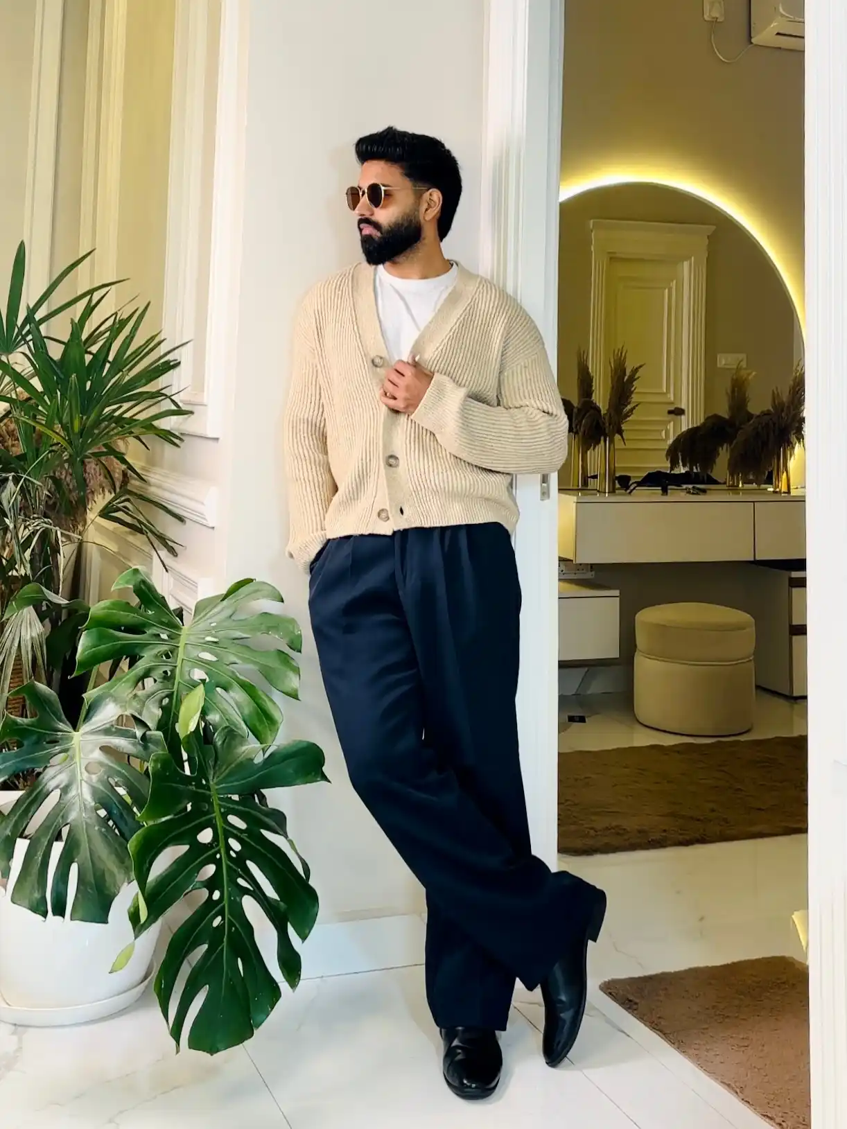 27 Thanksgiving Outfits Ideas For Men Who Want to Look Put Together, Not Overdressed 6 dinesh gangwar 1768107552