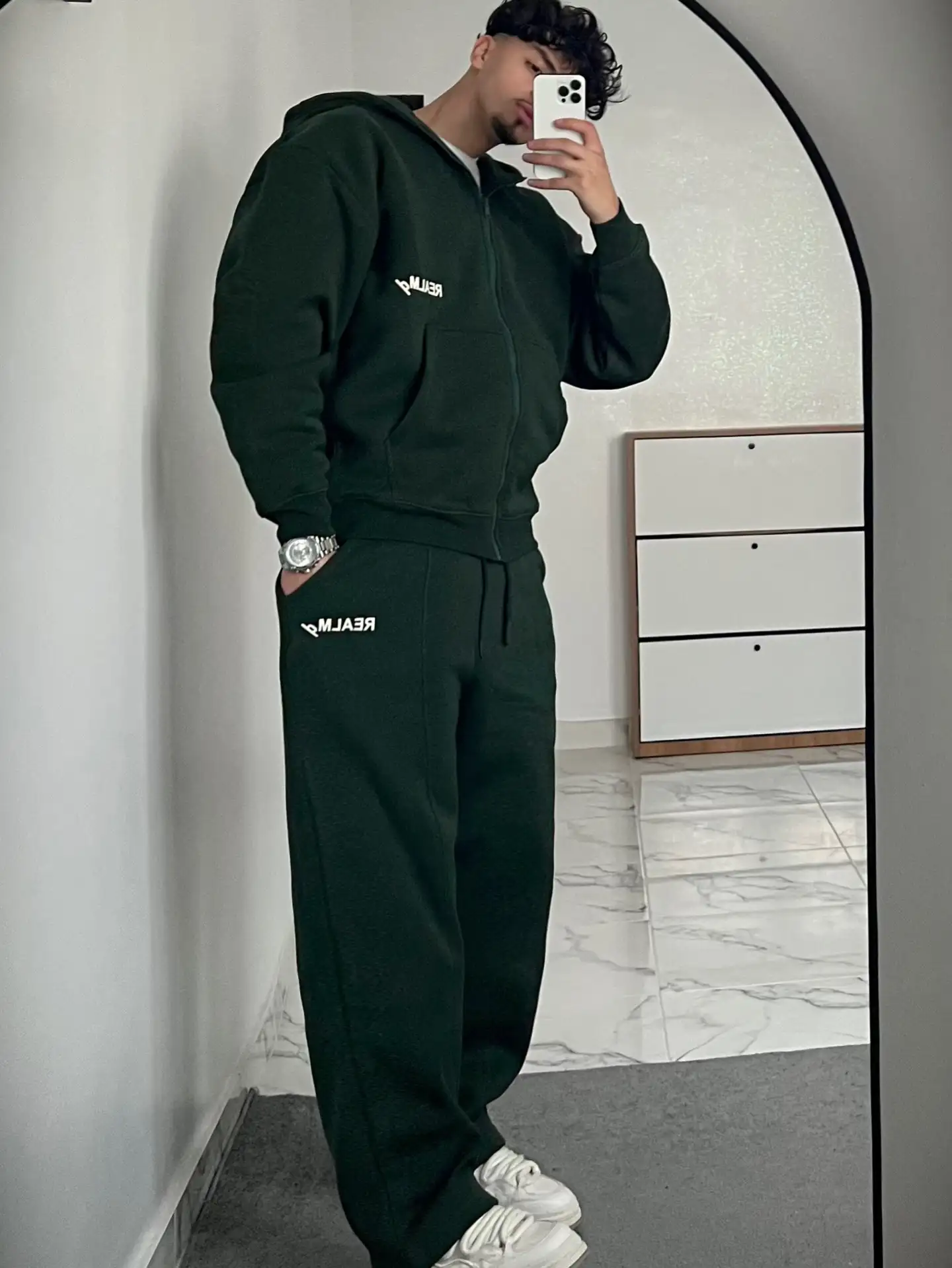 25 Men Winter Tracksuits That Actually Look Good, Not Just Warm 9 elchapo44 clothes 1772837291