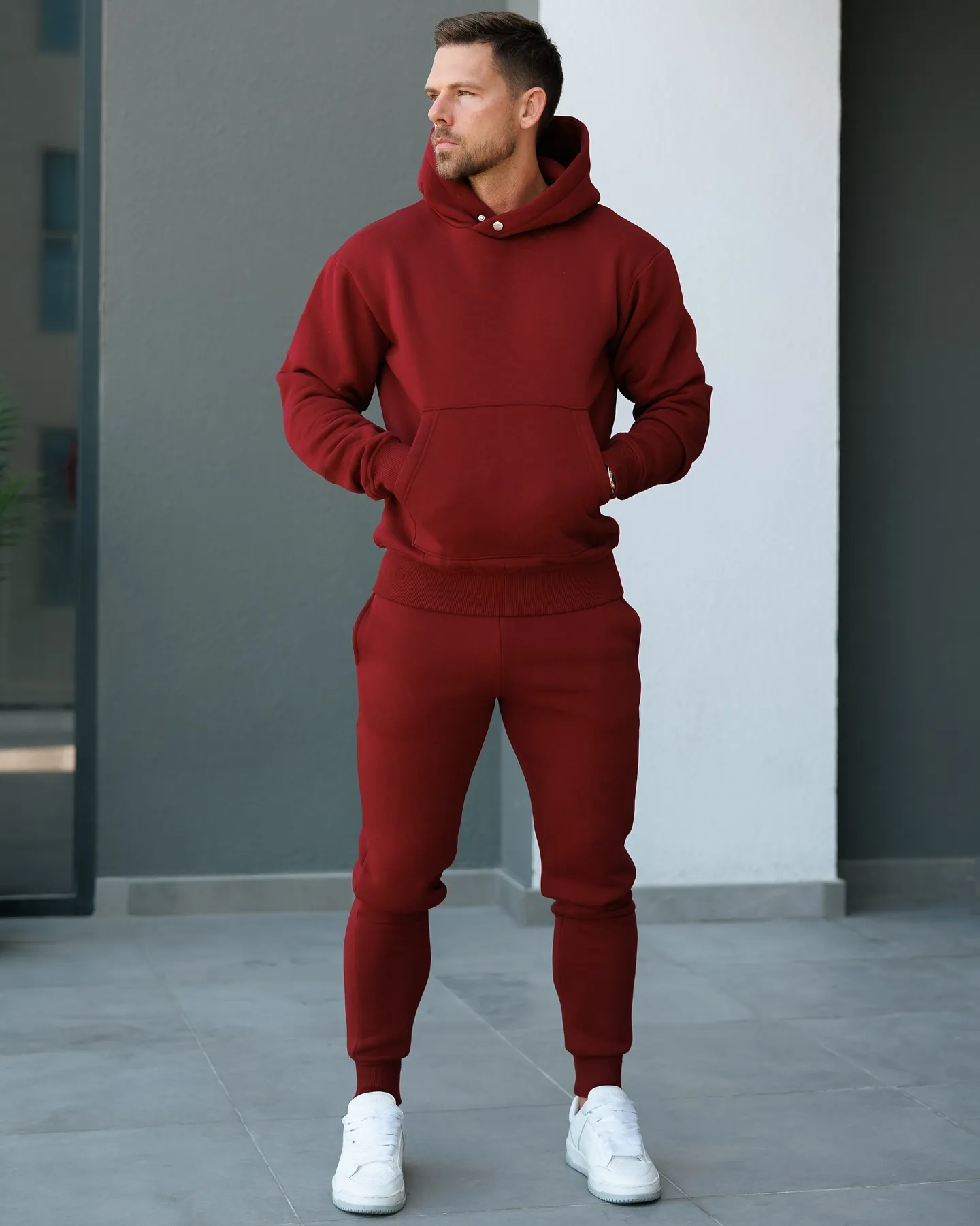 25 Men Winter Tracksuits That Actually Look Good, Not Just Warm 5 fathersons 1737808294
