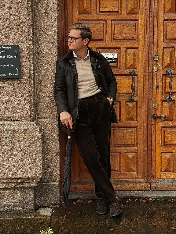 27 Thanksgiving Outfits Ideas For Men Who Want to Look Put Together, Not Overdressed 27 jnesbekk 1758046403