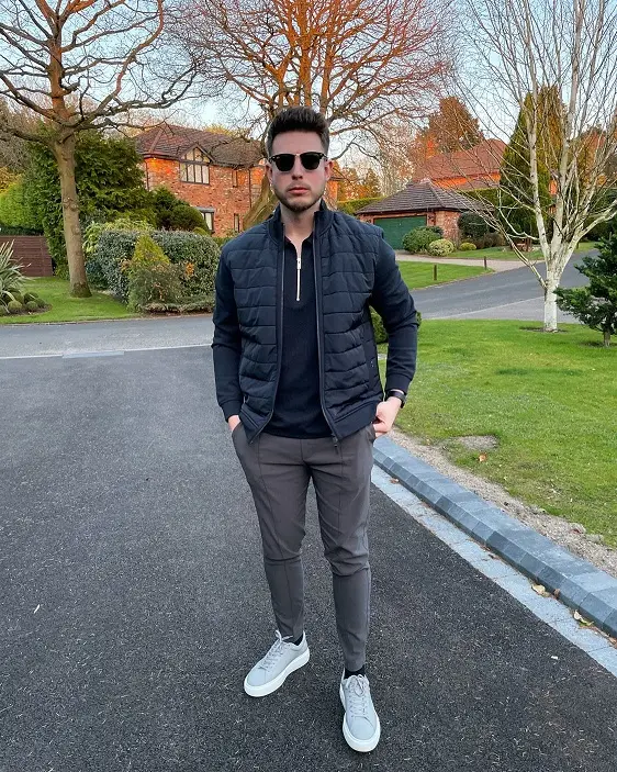 24 Funeral Outfit Without a Suit Looks That Are Dark, Simple, and Sharp 10 joshsul 1648925201