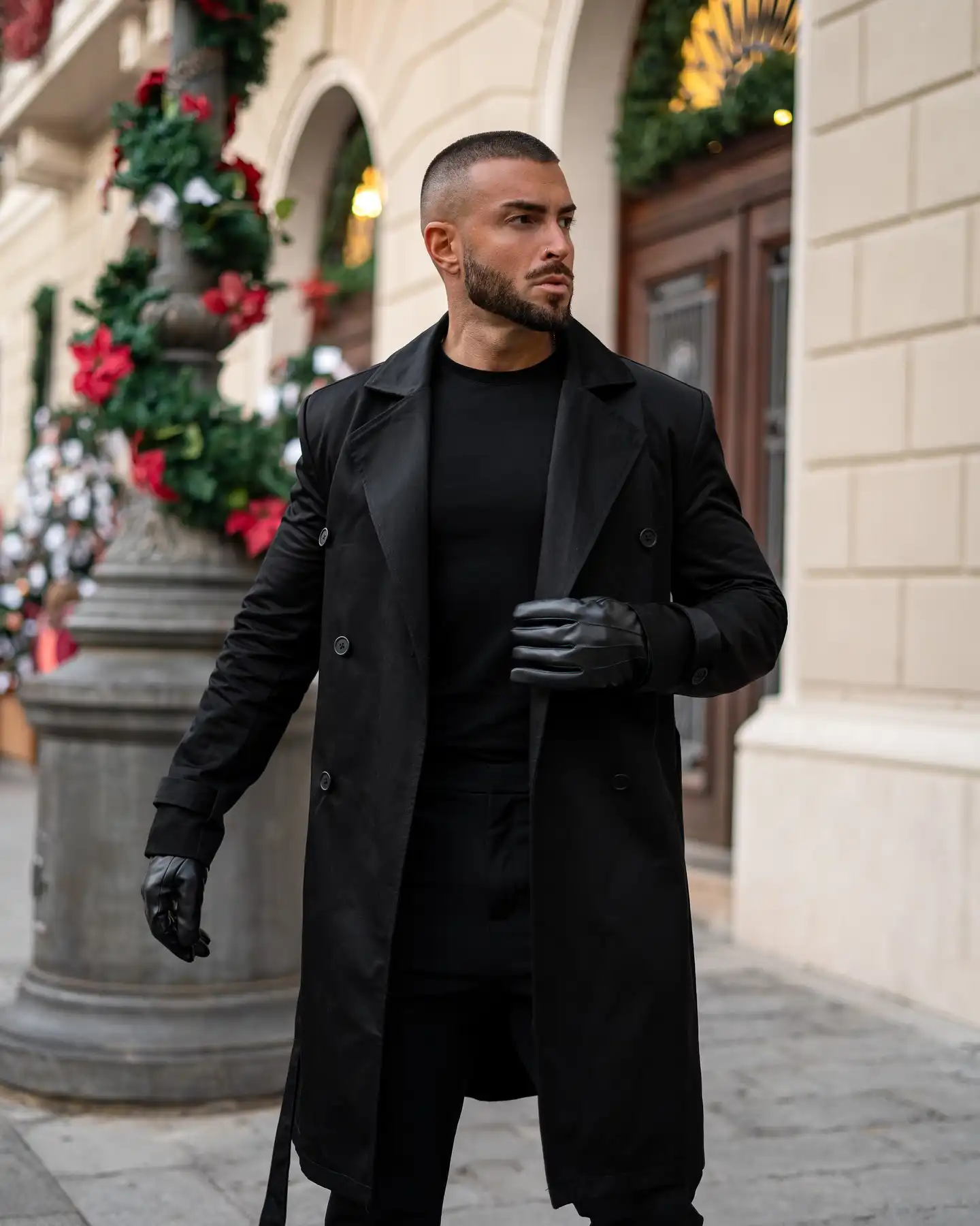 16 Men Winter Long Coat Outfits Worth Copying This Season 3 karlbeadle 1735812683