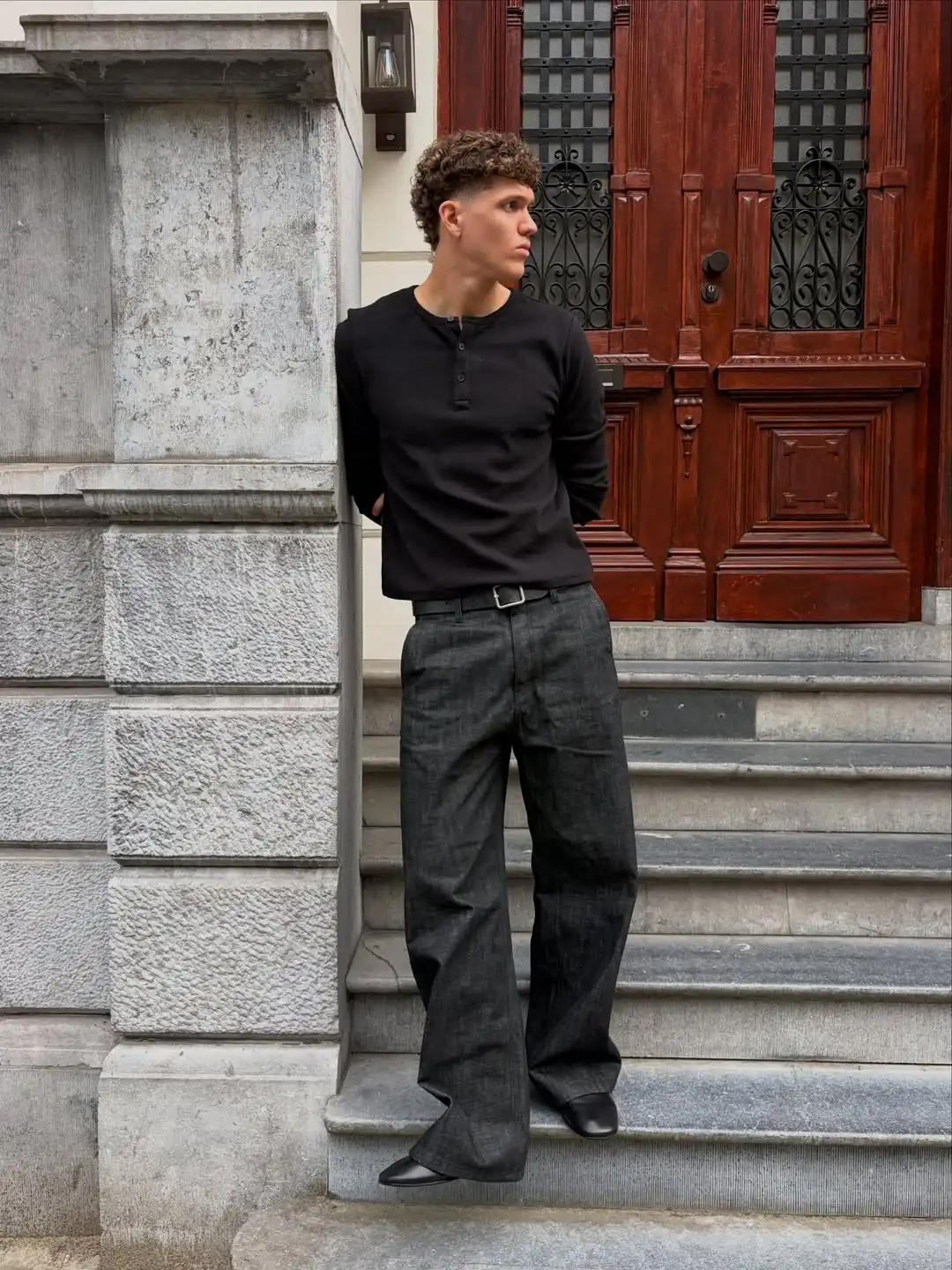 24 Funeral Outfit Without a Suit Looks That Are Dark, Simple, and Sharp 16 koen vdlinden 1788803331