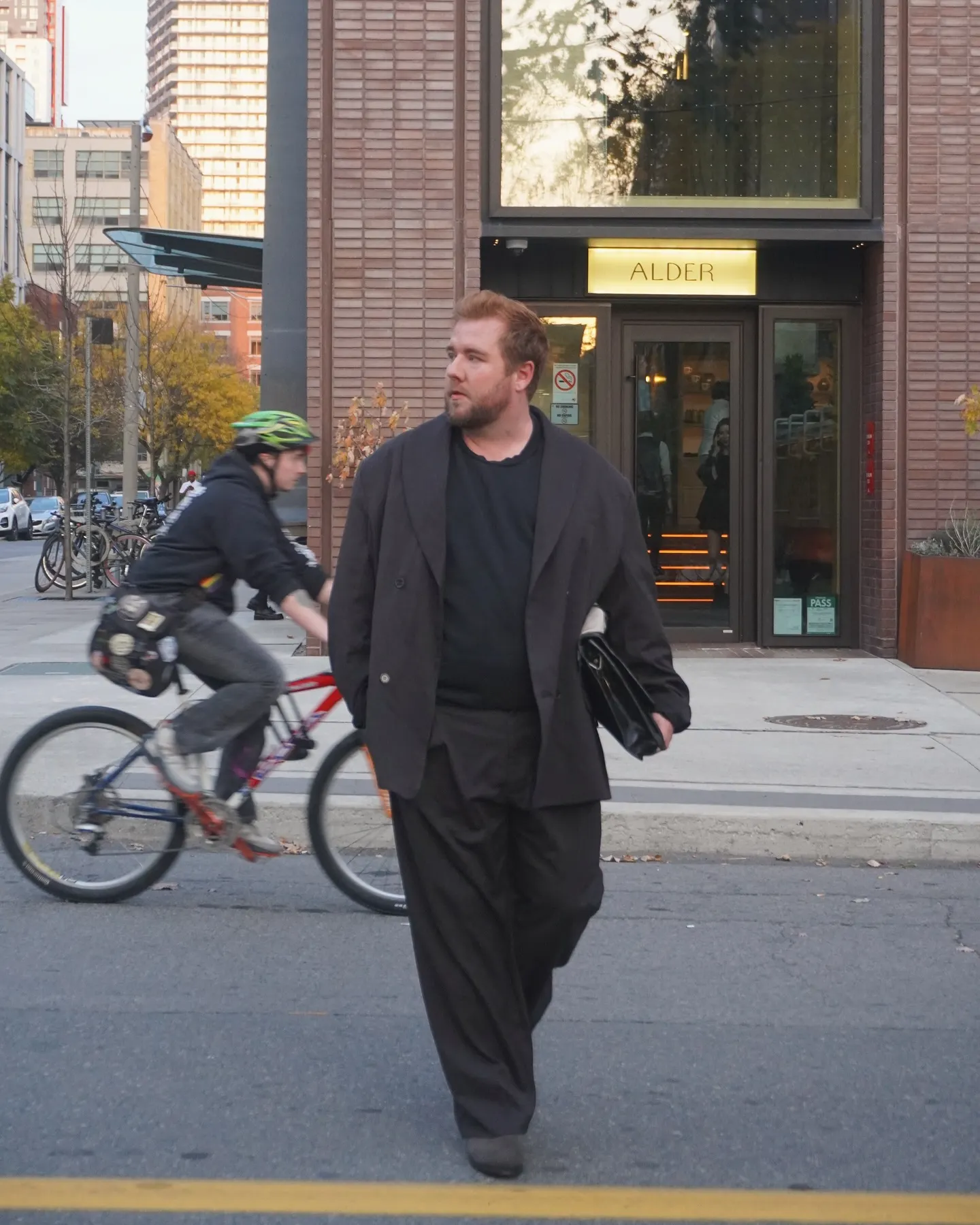 21 Funeral Outfit for Plus Size Men That Actually Fit Right 14 kylefrominsta 1730031501