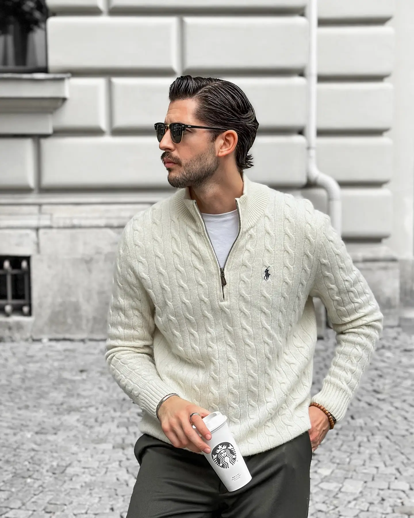 23 Men Winter Hairstyles That Actually Survive Hats, Wind, and Cold Mornings 22 mateuszsoldanski 1733771076