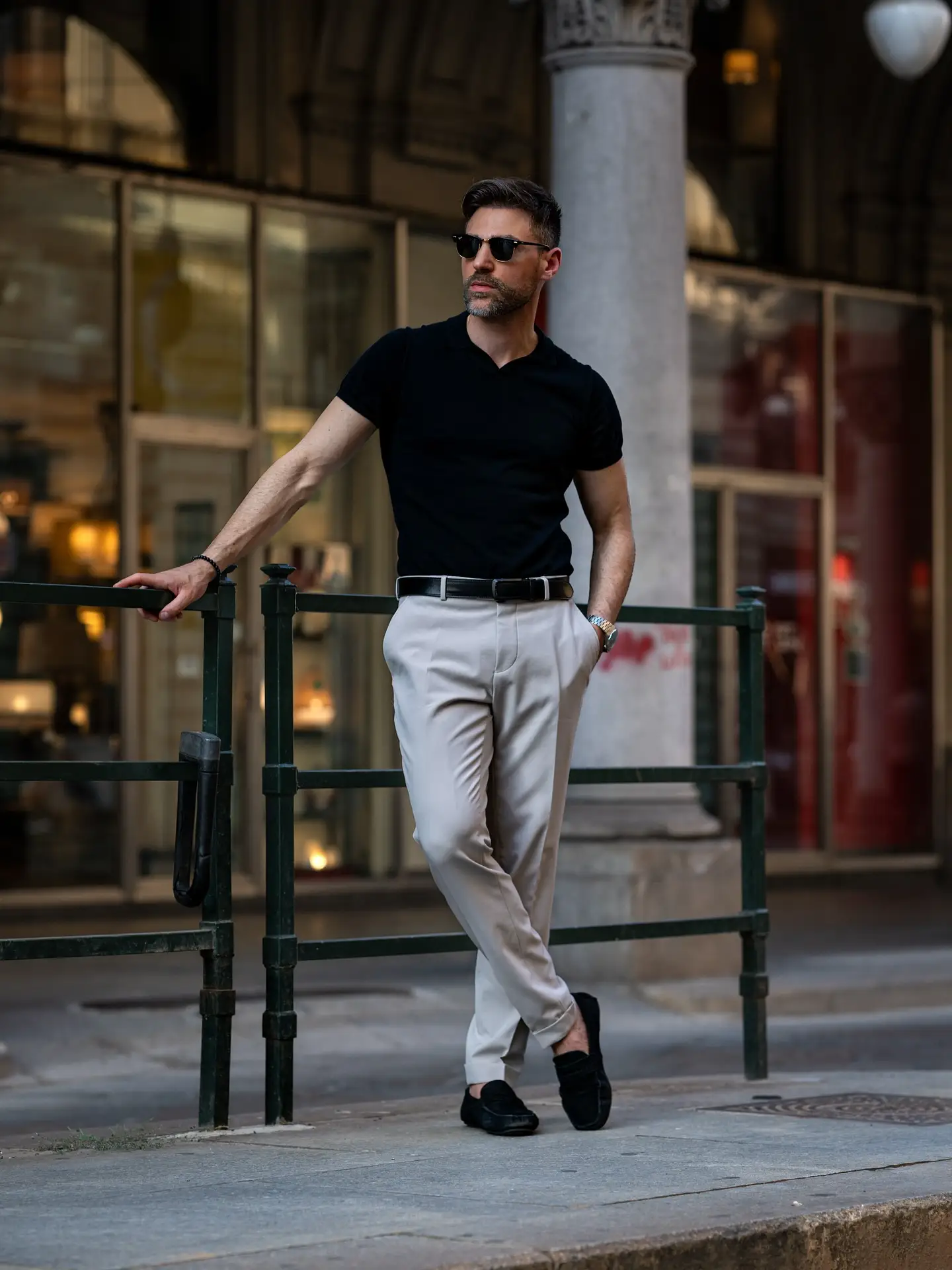 24 Funeral Outfit Without a Suit Looks That Are Dark, Simple, and Sharp 7 mauro.littera 1752845471