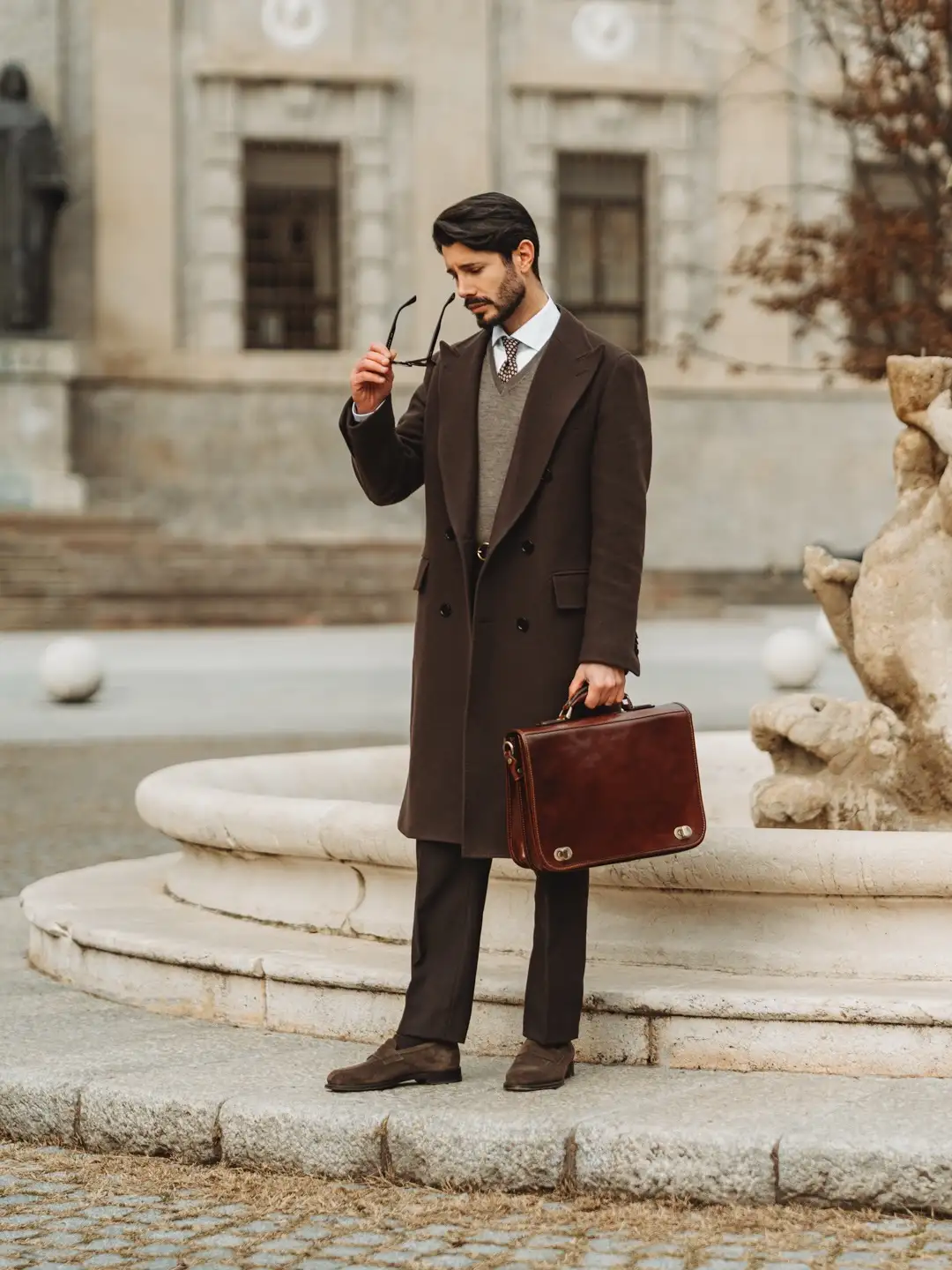 25 Men Winter Formal Outfit Ideas With Overcoats, Suits and Smart Layers 16 omarspaneshi 1772197568