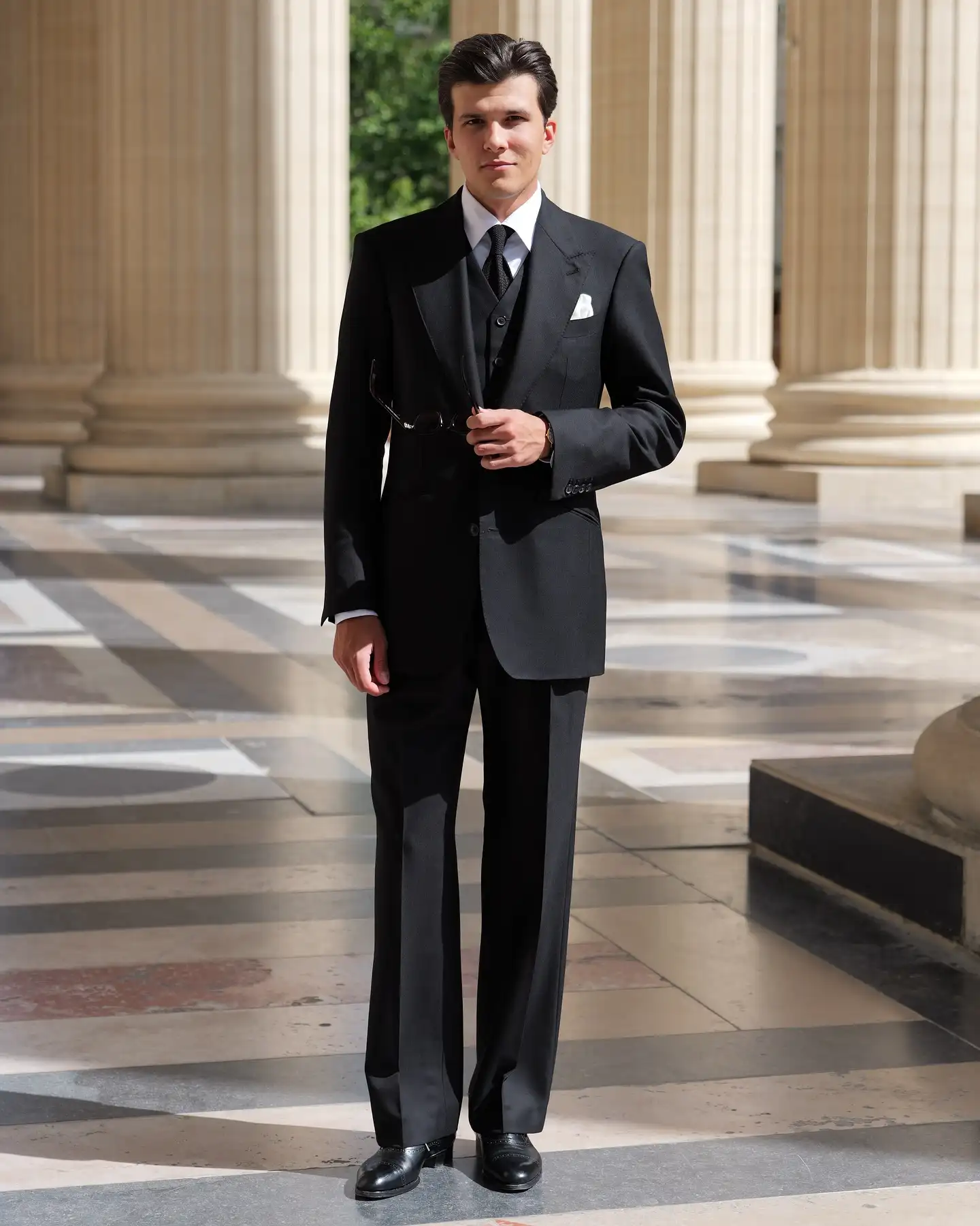 20 Funeral Outfit for Young Professionals, From Classic to Cold Weather 13 sartorialmattersfrance 1747988144