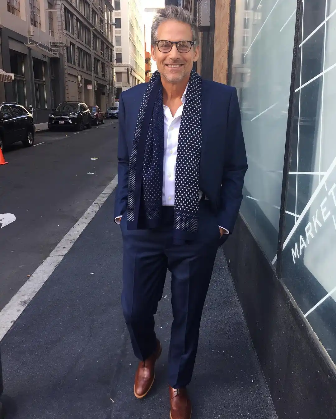 27 Thanksgiving Outfits Ideas For Men Who Want to Look Put Together, Not Overdressed 21 scottalan36 1511384185