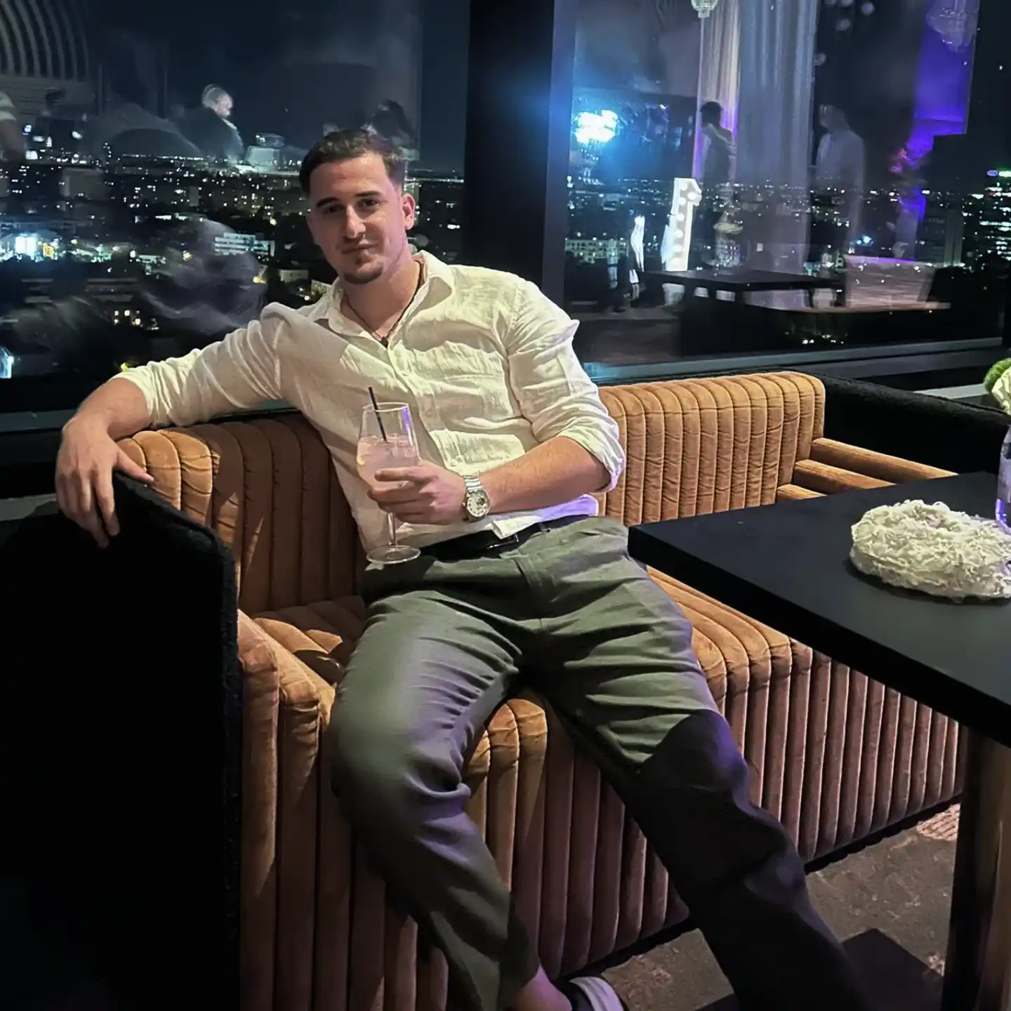 35 Mens Fall Date Night Outfits That Actually Look Like You Tried (In a Good Way) 29 teodor.peiu 1781548040 1