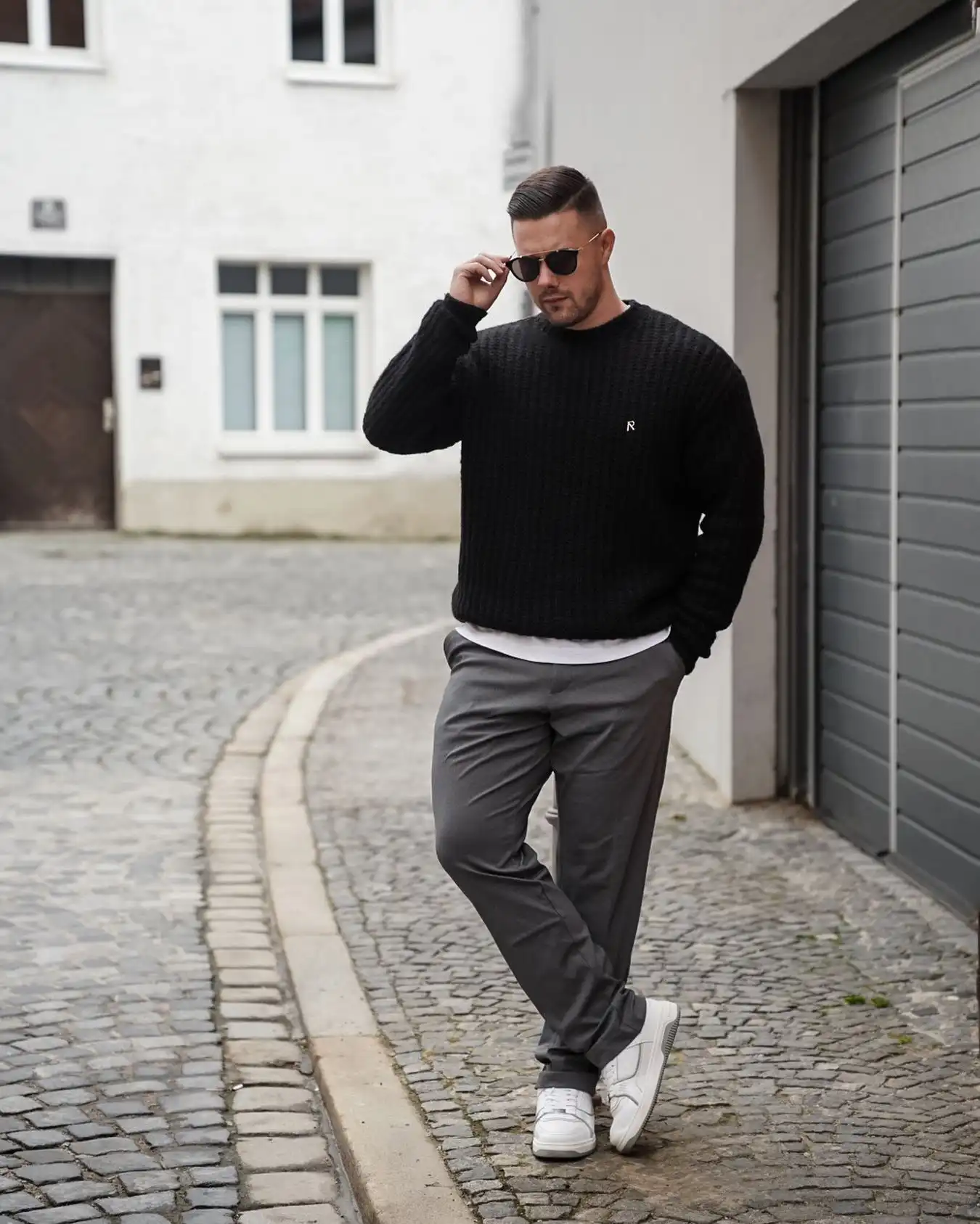24 Funeral Outfit Without a Suit Looks That Are Dark, Simple, and Sharp 21 tobias.weilhammer 1710345160
