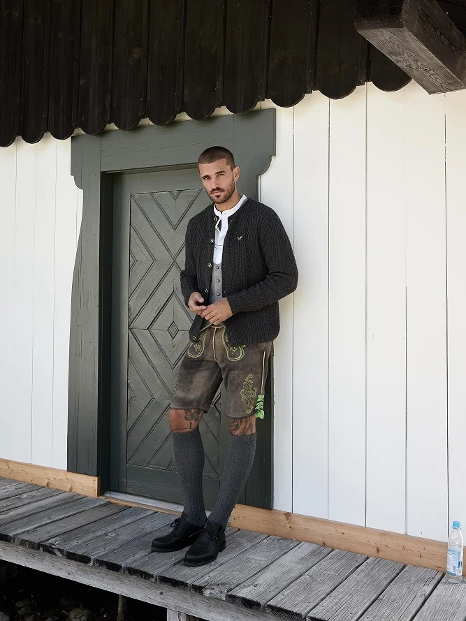 26 German Outfits for Men: Lederhosen Looks for Oktoberfest and Beyond 18 trachten angermaier 1784478488