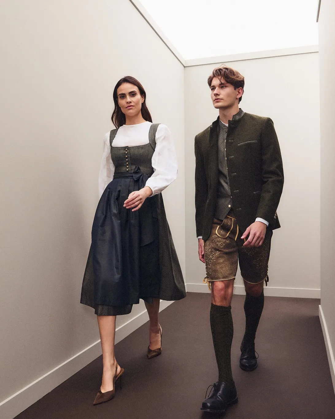 26 German Outfits for Men: Lederhosen Looks for Oktoberfest and Beyond 8 windsor 1758301286