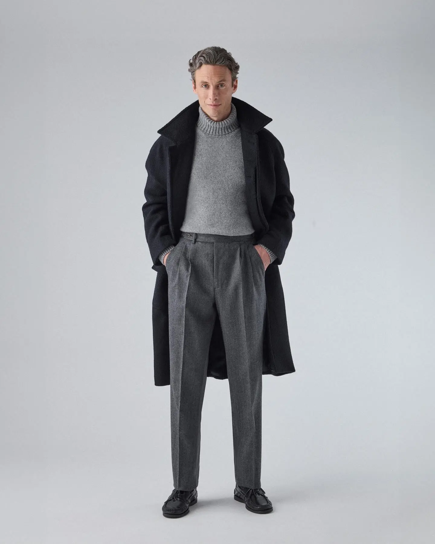 17 Men Winter Pants Outfits With Cords, Wool, Denim and Cargos 12 bergandberg 1730023078