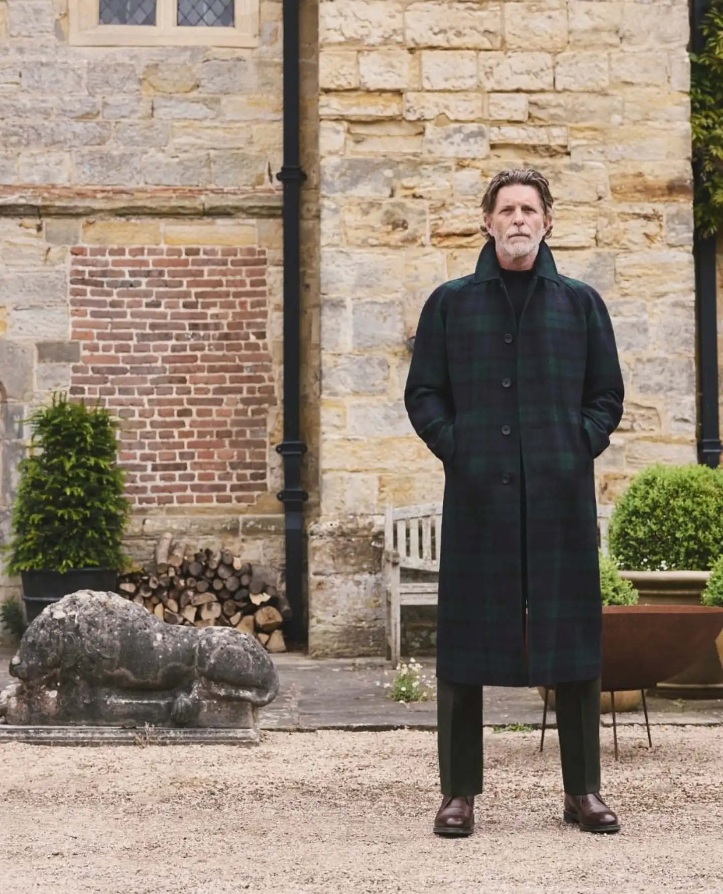 Men Winter Trench Coat: 20 Looks You Can Copy Right Now 15 cprestonroberts 1762362482