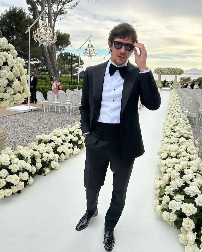 26 Men Winter Wedding Outfit Ideas for Grooms, Groomsmen and Guests 16 editsuits 1717161705