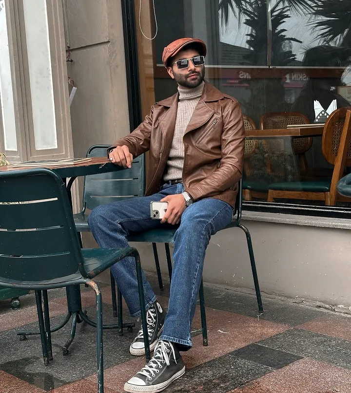 19 Men Winter Leather Jacket Ideas to Wear When the Temperature Drops 3 harshitmittal15 1740660576