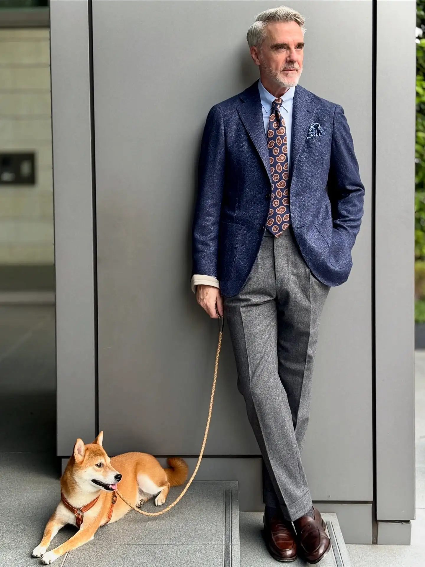 22 Men Winter Blazer Outfits With Tweed, Corduroy, Suede and Turtlenecks 3 mr david style 1757889147